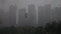 广西多地强降雨和强对流天气持续，南宁今晨出现雷雨大风
