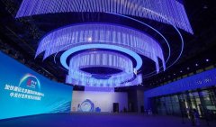 <b>中关村展示中心常设展重装亮相，430项前沿科技成果触手可及</b>